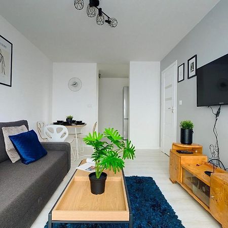 Warsaw Inside Solec With Private Parking Appartement Buitenkant foto
